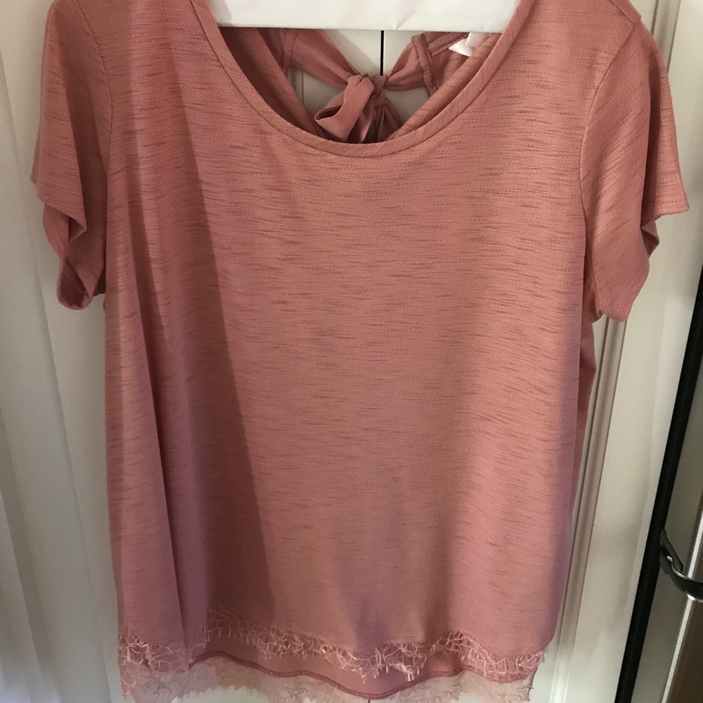 Pink short sleeve blouse with tie in back